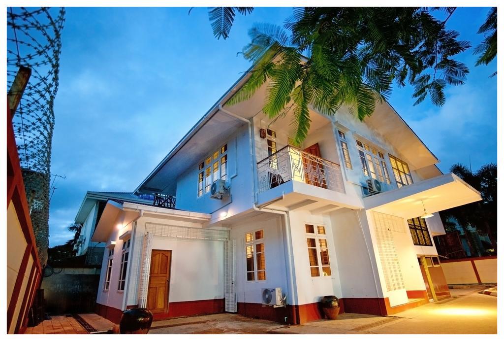 Thanlwin Guesthouse Yangon Exterior foto