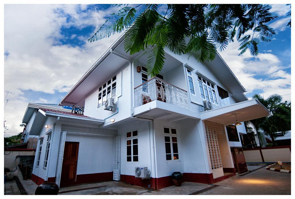 Thanlwin Guesthouse Yangon Exterior foto